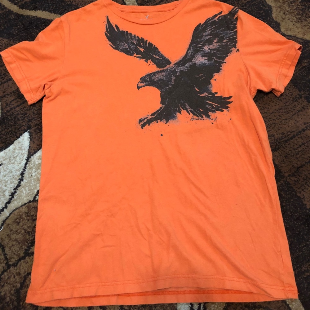 American Eagle tee
